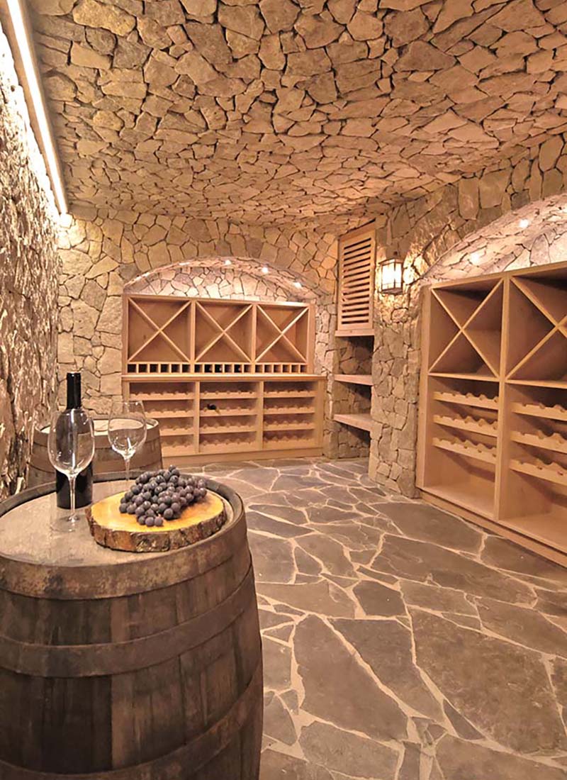 wine tasting rooms